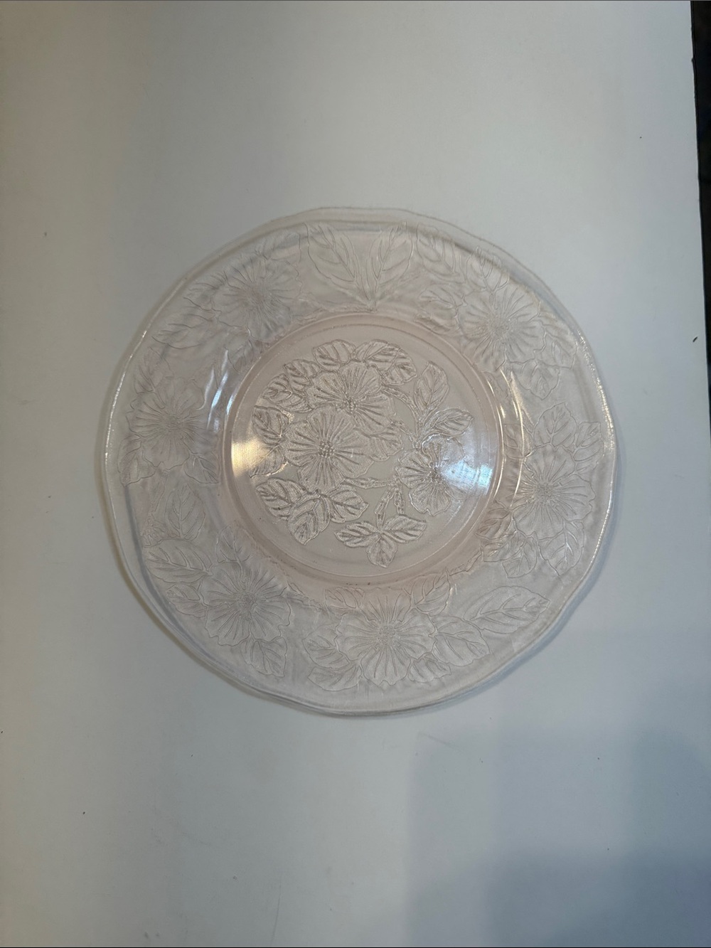 vintage macbeth-evan’s pink depression glass 8’ lucheon plates dogwood pattern